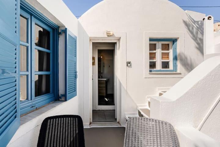 Euphoria Suites&Deluxe Studios Fira  Exterior foto